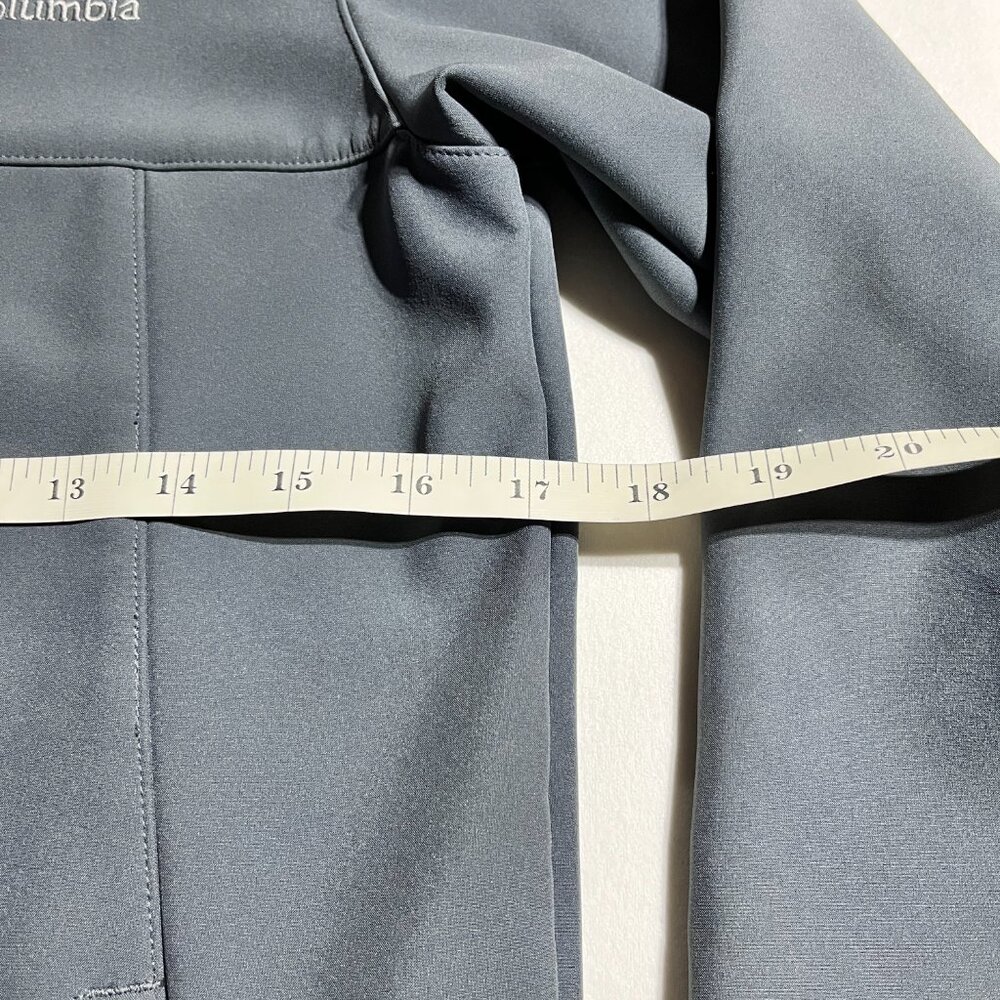 Gray Boys Size M Columbia Fall Jacket with Neon Green Zipper - Picture 13 of 16